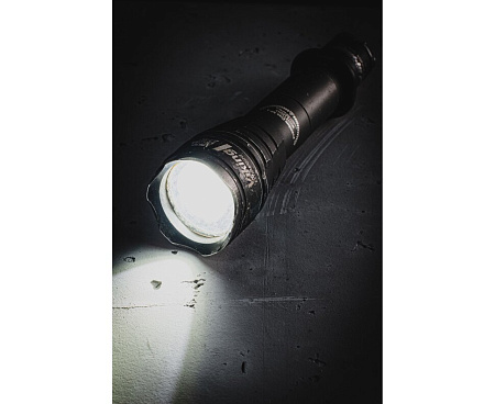 Тактический фонарь Armytek Viking (тёплый свет)