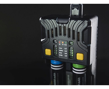 Универсальное зарядное устройство Armytek UNI C2