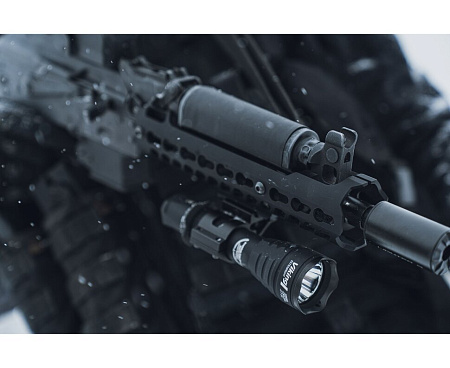 Тактический фонарь Armytek Viking (тёплый свет)