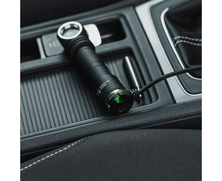 Armytek Визард C2 PRO Magnet USB XHP50.2 (теплый свет)