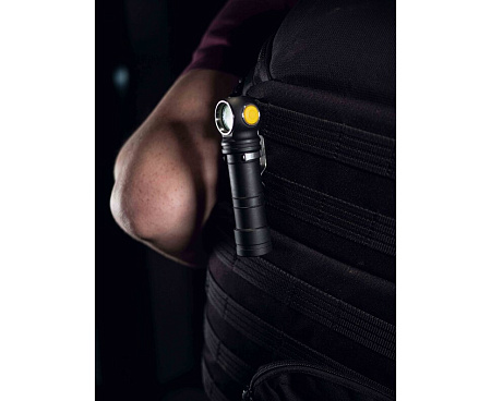 Armytek Визард C2 PRO Макс Magnet USB (теплый свет)
